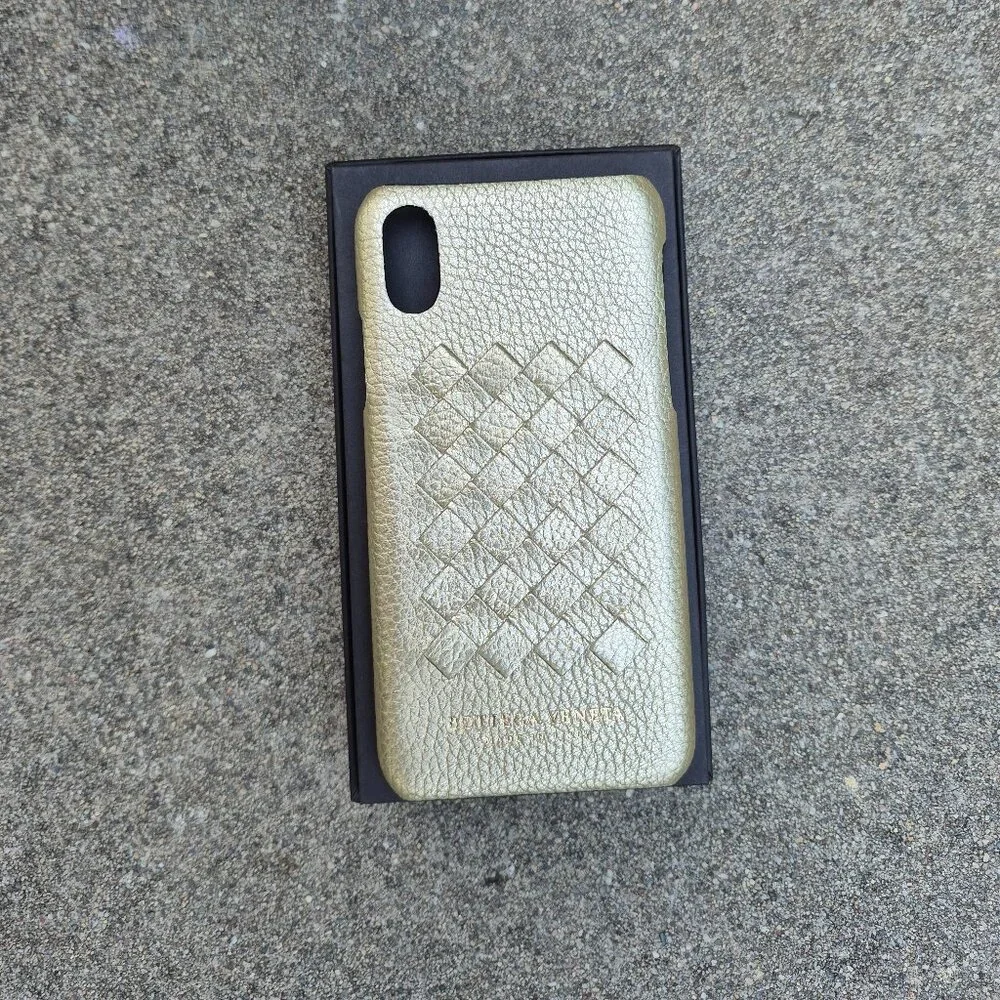 NIB Bottega Veneta Intrecciato Leather iPhone X Case in Platinum